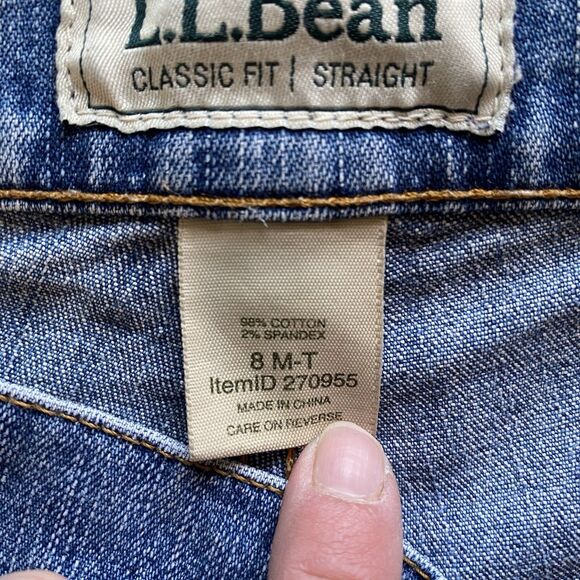 LL Bean Classic Fit Straight Denim Jeans. Size 8 T. Medium Wash. Cotton/Spandex. - Picture 6 of 13